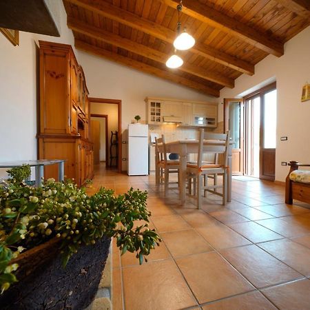Ferienwohnung L'Oliveto Nuxis Exterior foto