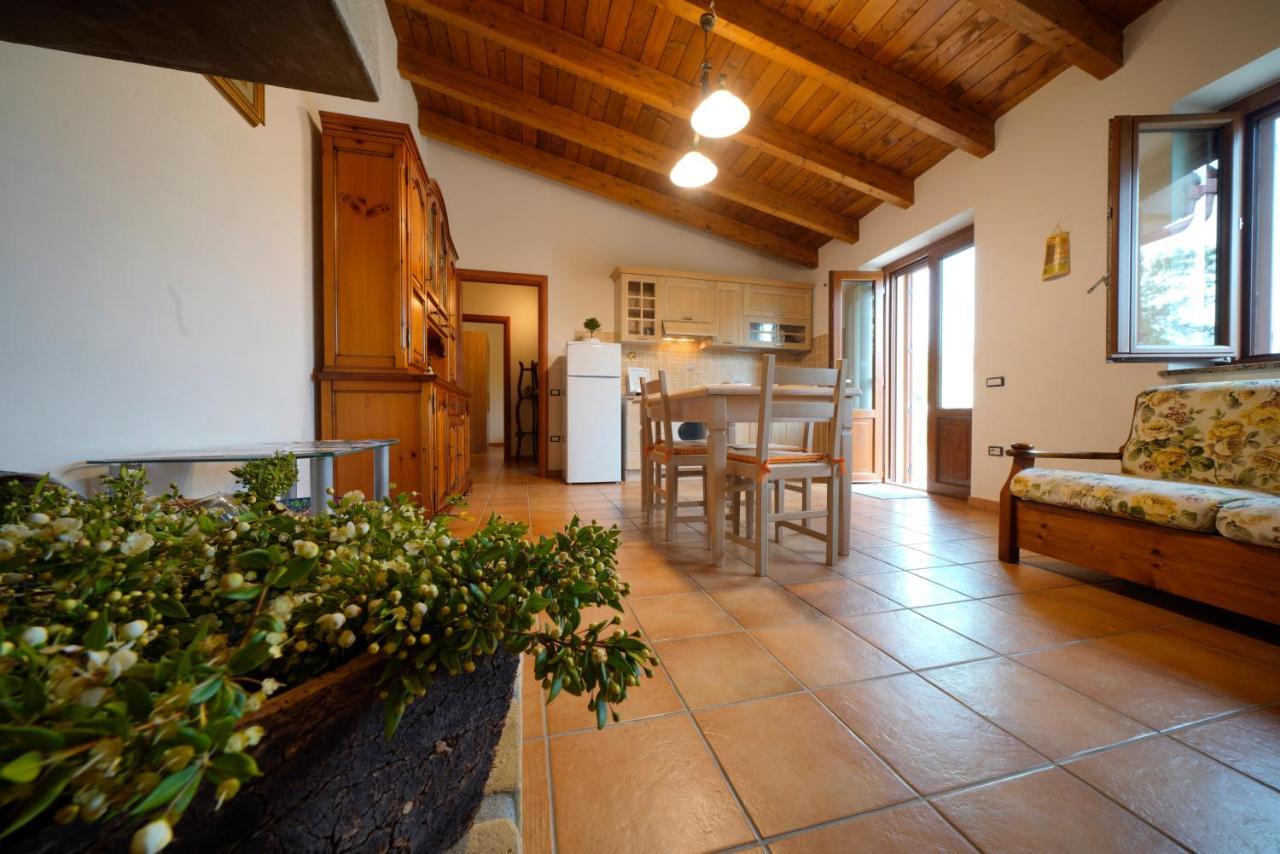 Ferienwohnung L'Oliveto Nuxis Exterior foto